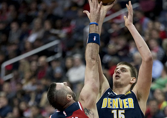 和穩健的執 和穩健的執